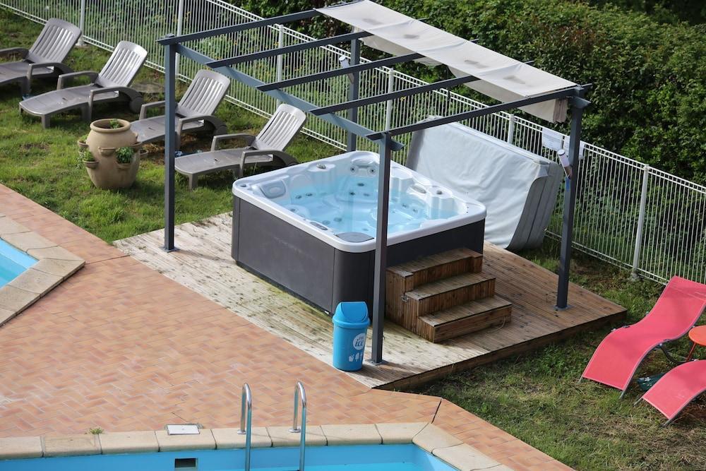 Le Neoulous Hotel Le Boulou Buitenkant foto